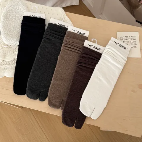 Women Japanese Retro Two-Toe Tabi Socks Cotton Blend Solid Color Breathable Mid-Calf Seamless Split Toe Socks Casual Hosiery