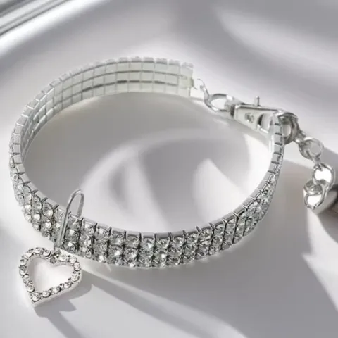 Collare per Animali Domestici in Strass di Cristallo Stile Principessa Collare per Cane con Osso di Cuore di Perla a Tre Strati Accessori per Gatti