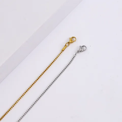 Damen Edelstahl Kastenkette Halskette 18K Vergoldet Minimalistische Zarte Schlüsselbeinkette Mode Schmuck Geschenk