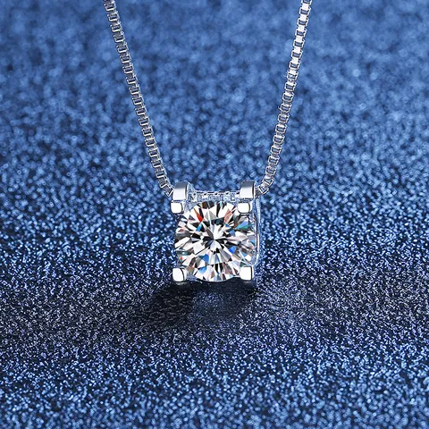 Copper Pendant Necklace With Box Chain Sparkle Rhinestone Four-Prong Setting Short Clavicle Chain Jewelry For Women And Men Daily