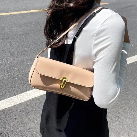 Retro PU Leather Underarm Shoulder Bag For Women Fashion Chic Metal Lock Solid Color Baguette Bag Daily Commute Handbag