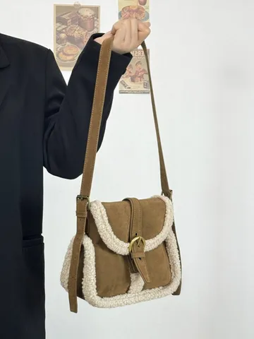 Women Crossbody Bag Retro Commuter Shoulder Bag Casual Simple Plush Lamb Wool Patchwork Saddle Bag For Autumn Winter