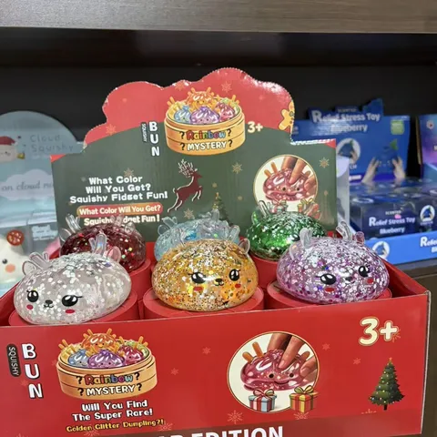Navidad Halloween Squishy Bollo Juguete de Descompresión Purpurina Pectina Lento Aumento Fidget Caja Misteriosa Ventilación Bola Regalo