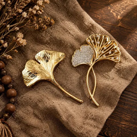 Broche de Hoja de Ginkgo Elegante para Mujer Lujo Ligero Aleación Con Incrustaciones de Strass Esmalte Perla Artificial Joyería