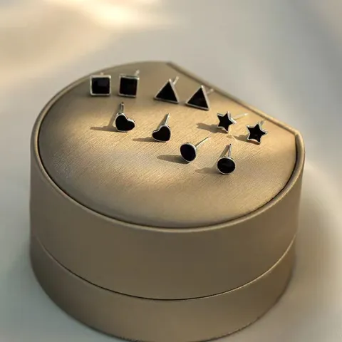 Minimalista Acciaio Inossidabile Smalto Nero Geometrico Orecchini a Bottone Set Stella Cerchio Quadrato Cuore Goccia Gioielli alla Moda