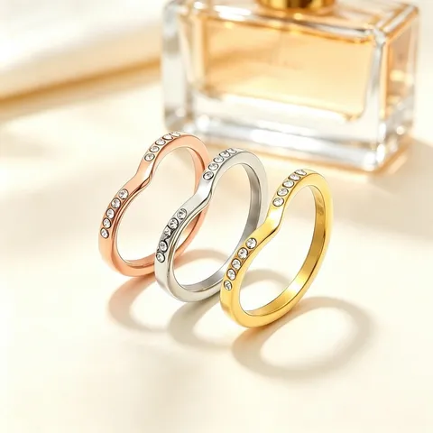 Bague Empilable Minimaliste en Acier Titane en Forme de V pour Femmes Bijoux en Strass Pavé Cadeau Or Argent Or Rose Noir Bleu