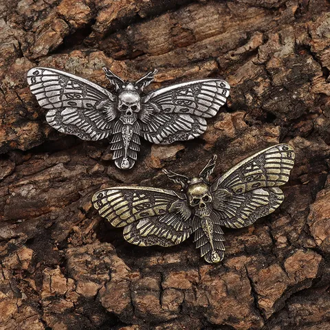 Gothic Skull Moth Brooch Pin For Women Men Antique Gold Silver Alloy Insect Brooch For Halloween Party Dark Punk Jewelry
