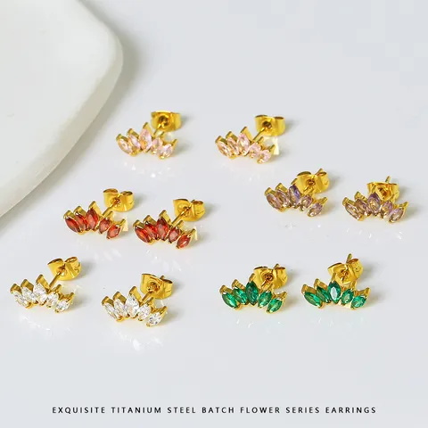 Titanium Steel Zirconia Flower Stud Earrings For Women Korean Style 18K Gold Plated Stainless Steel Petal Ear Piercing Jewelry