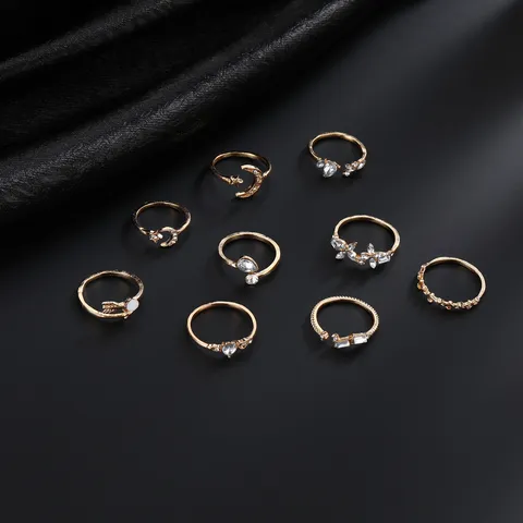 Ensemble de Bagues en Strass en Alliage Bohémien pour Femmes Bagues de Doigt Superposables Cœur Papillon Étoile Lune Bijoux Cadeau Personnalisés