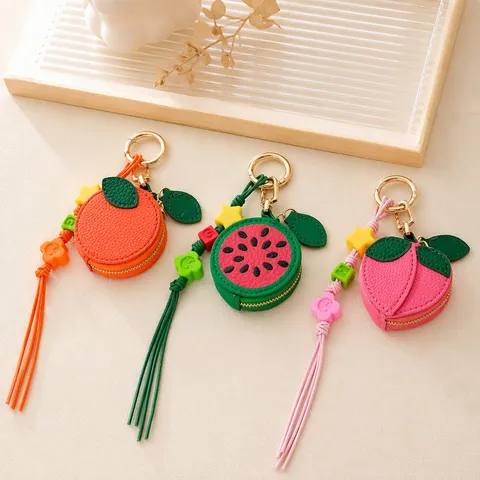 Mignon Mini Porte-Monnaie en Cuir Série de Fruits Breloque de Sac Créative Pendentif Kaki Pastèque Fraise Pour Porte-Clés Décor de Sac Téléphone