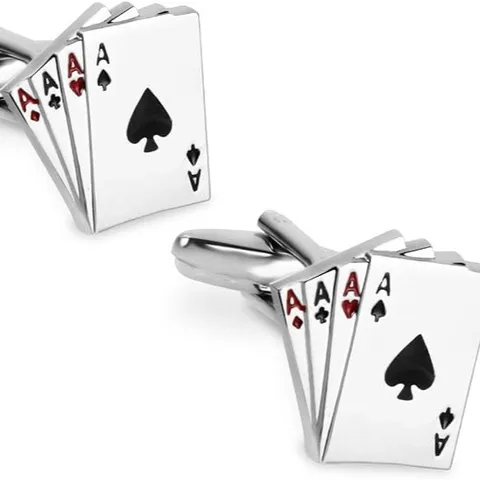 Creatieve Vier A Pokerkaart Manchetknopen Koper Waaiervormig Emaille Gekleurd Zakelijk Cadeau Metalen Manchetknopen Voor Heren Sieraden