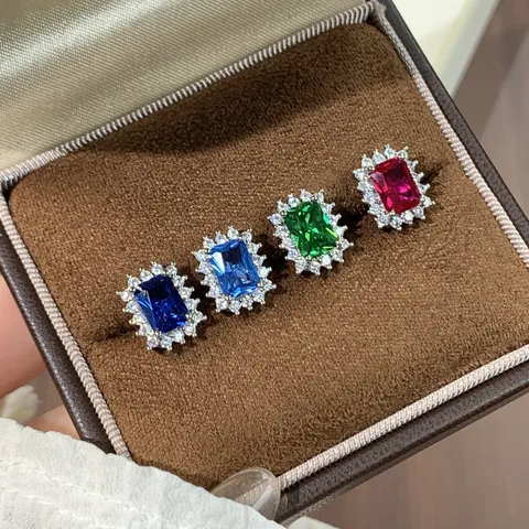 Retro Palace Style Rectangular Lab-Grown Gemstone Stud Earrings For Women Brass Rhinestone Geometric Light Luxury High-End Fashion Earrings