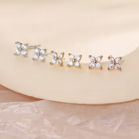 Süße Vierblättrige Kleeblatt Zirkonia Ohrstecker Für Damen Kupfer Eingelegte Kleine Blumen Ohrringe Schmuck Geschenk