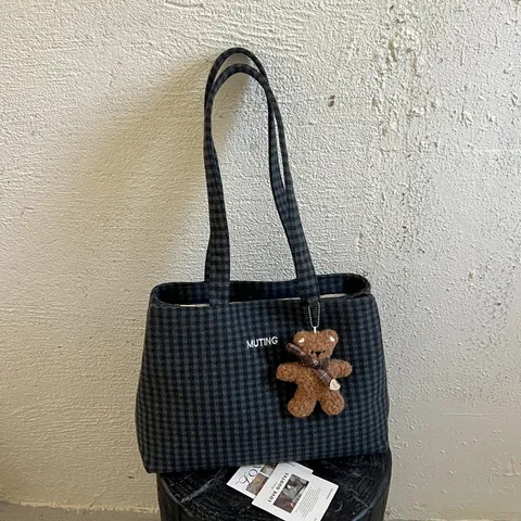 Vintage Checkered Tote Bag For Women Woolen Fabric Large Capacity Shoulder Handbag Retro Style Casual Commuter Bag