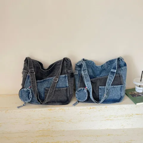 Vintage Denim Patchwork Large Capacity Shoulder Bag For Women Fashion Multi Pocket Crossbody Tote Bag With Round Coin Purse Charm