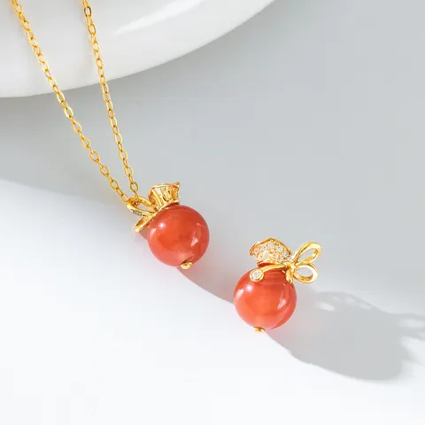 Pendentif Seul Sans Chaîne en Argent Sterling 925 Style Chinois Forme Sac d'Argent Avec Agate Rouge et Strass Bijoux Vintage Femmes