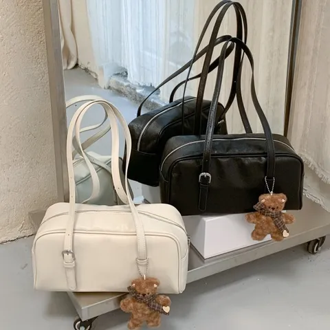 Dames Vintage PU Lederen Onderarmtas Kussenvorm Met Berenhanger Minimalistische Schoudertas Effen Kleur Stedelijke Boston Tas Voor Dagelijks Gebruik