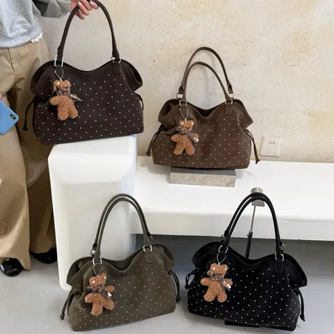 Vintage Polka Dot Tote Bag Voor Vrouwen PU Leer Grote Capaciteit Schoudertas Met Pluche Beer Hanger Stijlvolle Handtas