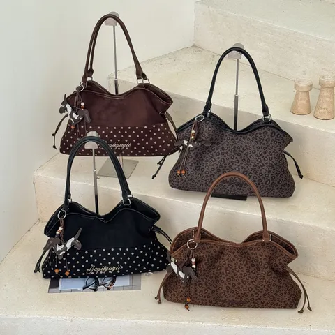 Dames Grote Capaciteit PU Lederen Tote Tas Mode Koreaanse Stijl Stippen Luipaardprint Schoudertas Met Leuke Dierlijke Hanger