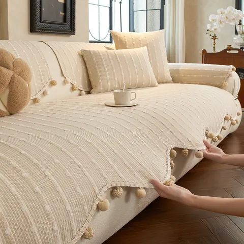 Minimalist Chenille Sofa Cover Cream Style Non-Slip Sofa Cushion Jacquard Decorative Sofa Mat With 3D Pompom Tassels Solid Color Chenille Furniture Protector Cover