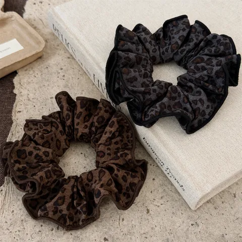 Leopard Print Overlocked Scrunchies Pleated Hair Ties Vintage Elastic Ponytail Holder Fabric Hair Rope For Women Hair Accessories