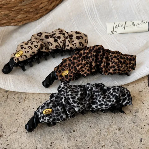 Korean Fashion Leopard Print Pleated Banana Clip Retro Fabric Covered Hair Claw Vertical Twist Clip Handmade Hair Accessory For Women