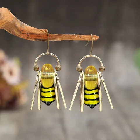 Boucles d'Oreilles Pendantes Forme d'Abeille à Rayures Contrastées en Résine et Alliage de Zinc Style Rétro pour Femmes Bijoux