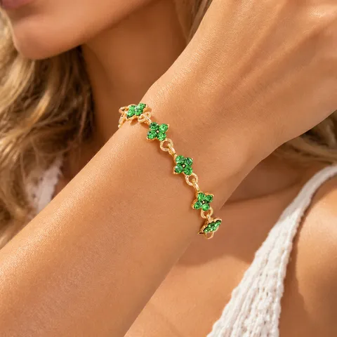 Sweet Gold Alloy Zirconia Four Leaf Clover Bracelet For Women Niche Design Adjustable Flower Charm Hand Chain Jewelry Gift
