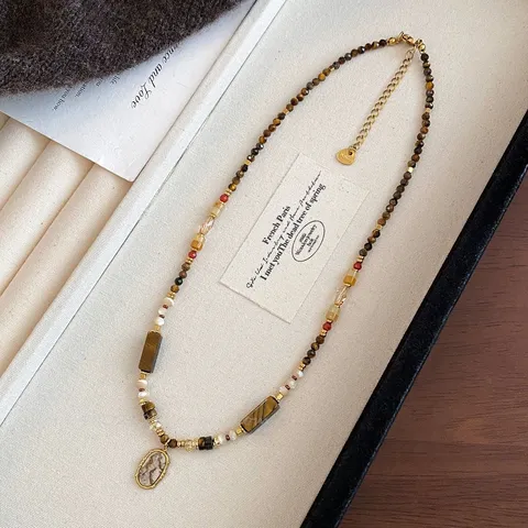 Collana di Perline in Pietra Naturale Occhio di Tigre Stile Maillard Vintage Yadan Ciondolo a Conchiglia Acciaio al Titanio Gioielli Donna