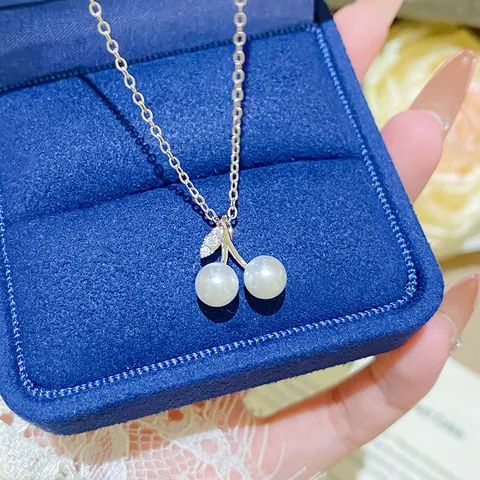 Exquis Collier Pendentif Cerise Perle Artificielle Acier Titane Cuivre Argent Ras du Cou Doux Design de Luxe Bijoux pour Femmes