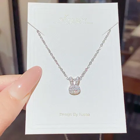 Collier Pendentif Lapin Minimaliste avec Strass en Acier Titane Cuivre Écologique Bijoux de Mode Doux pour Femmes Chaîne Clavicule