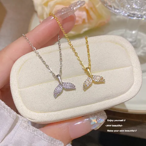 Collier Pendentif Queue de Poisson en Acier Titane pour Femme Zirconia Chaîne de Clavicule Bijoux Élégants Cadeau pour Femme