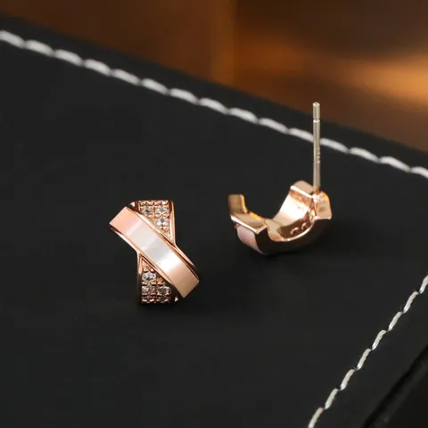 Französischer Stil Kreuz Weiße Perlmutt Strass Ohrstecker Für Damen 925 Sterlingsilber Ohrstecker-Stift Kupfer Roségold Eleganter Schmuck