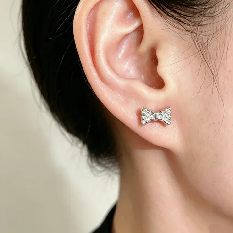 Korean Style Full Rhinestone Bowknot Stud Earrings Minimalist Silver Plated Alloy Bow Jewelry For Women Elegant Niche Ear Accessories