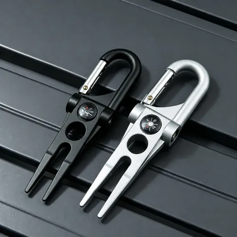 Relève-Pitch de Golf Professionnel Multifonctionnel Outil de Réparation Avec Boussole Intégrée Clip Mousqueton Portable Accessoire de Golf en Alliage de Zinc