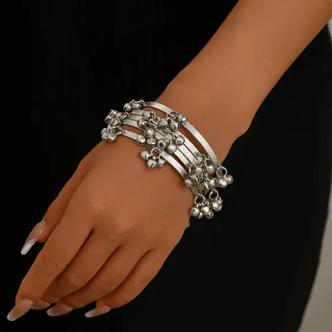 Set di Braccialetti a Campana Multistrato Vintage Bohémien per Donna Bracciali Impilabili in Lega Placcata Argento Retro