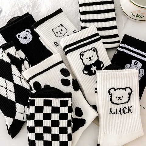 Damen Schwarz Weiß Bär Muster Socken Wadenlang Ins Stil Lässige Gestrickte Crew Socken Für Mädchen Schüler Schule Alltag