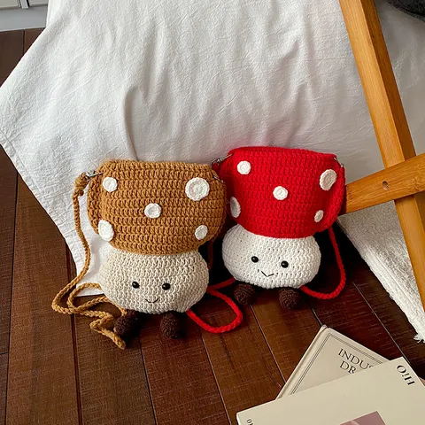 Sac Bandoulière en Tricot en Forme de Champignon Fait Main pour Femmes Enfants Dessin Animé Laine Sac à Épaule pour Téléphone