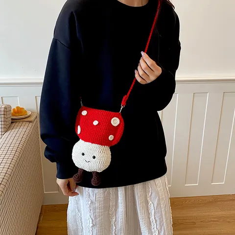 Sac Bandoulière en Tricot en Forme de Champignon Fait Main pour Femmes Enfants Dessin Animé Laine Sac à Épaule pour Téléphone