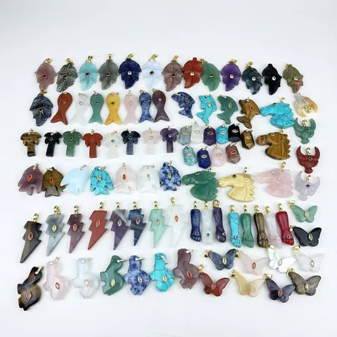 Natuurlijk Kristal Halfedelsteen Legering Strass Gesneden Dier Blad Vorm Hanger Mode Sieraden Voor Vrouwen Cadeau