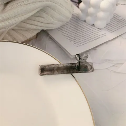 Koreanischer Stil Süße Hase Harz Entenschnabel Haarspange Süße Marmor Muster Seitenknall Clip Vielseitiger Haarschmuck Für Damen Mädchen