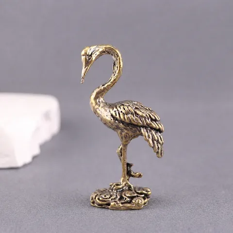 Antique Brass Red-Crowned Crane Figurine Bird Statue Carved Ornament For Tea Pet Desk Home Decor Traditional Chinese Style Ornament