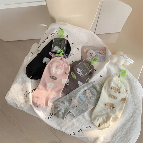 Damen Süße Cartoon Gekämmte Baumwolle Unsichtbare Füßlinge Rutschfest Niedrig Geschnitten Sommer Dünn Atmungsaktiv Socken Für Mädchen