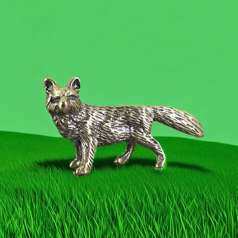 Vintage Bronze Metal Wolf Figurine Miniature Animal Sculpture For Home Office Desk Decor Antique Style Collectible Wolf Ornament Gift