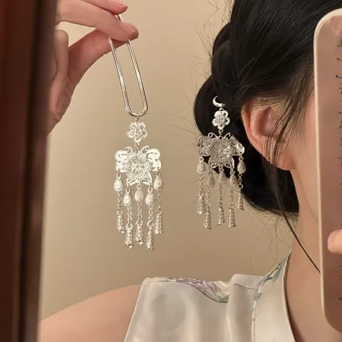 New Chinese Style Silver Color Alloy Butterfly Floral Tassel Hair Stick Ethnic Vintage Hair Pin For Hanfu Qipao Women Hair Accessories
