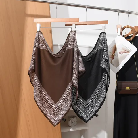 Foulard Triangle de Luxe en Polyester à Chevrons pour Femmes Rétro Imprimé Géométrique Carrosse Châle Chaud Mode Automne Hiver