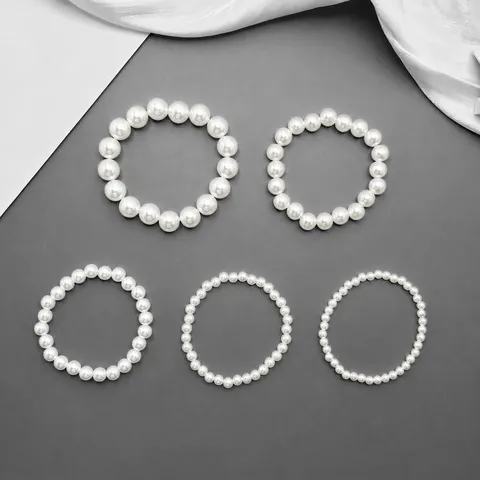 Handmade Artificial Pearl Elastic Beaded Bracelet Round Plastic Resin Beaded Wristband Versatile Trendy Jewelry For Women Daily Decoration