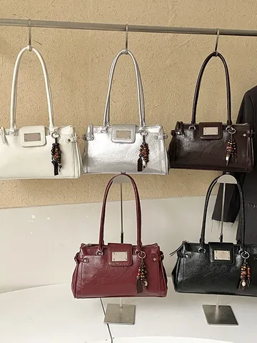 Damen Koreanischer Stil PU Leder Achseltasche Mit Perlenanhänger Einfarbig Pendeln Schultertasche Luxus Handtasche Arbeit Alltag Tasche