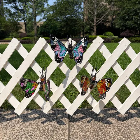 Multicolor Iron Butterfly Hanging Decor For Garden Fence Yard Outdoor Ornaments Metal Wall Art American Country Style