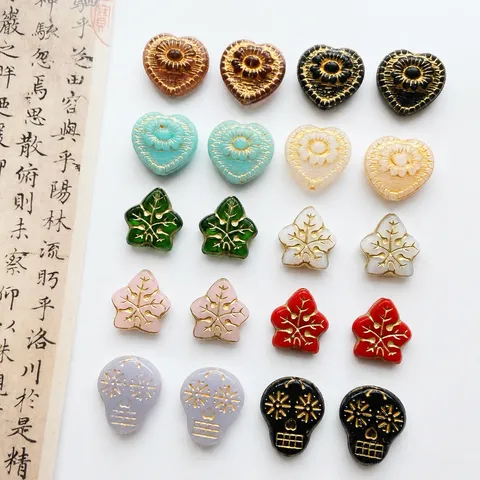 Perles en Verre Tchèque Dorées Vintage Forme de Cœur Flocon de Neige Coquillage pour Bracelet DIY Chaîne de Téléphone Accessoires de Bijoux